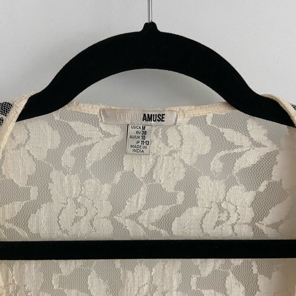 Amuse Society. Cream Lace Maxi Wrap Dress. Size Medium. - Picture 3 of 12